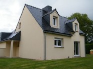 City / village house Auray