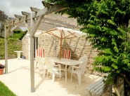 City / village house Caden