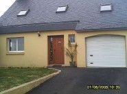 City / village house Gouesnach