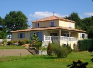 City / village house Nostang