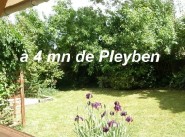 City / village house Pleyben