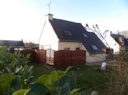 City / village house Quintin