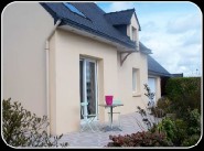 City / village house Saint Yvi