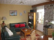 Purchase sale three-room apartment 