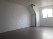 Purchase sale three-room apartment Hennebont