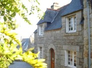 Real estate Locronan